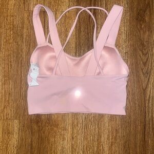 lululemon sports bra pink